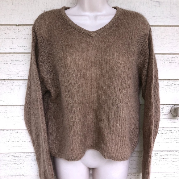 EDDIE BAUER 65%mohair tan ribbed V-neck sweater - Picture 1 of 8
